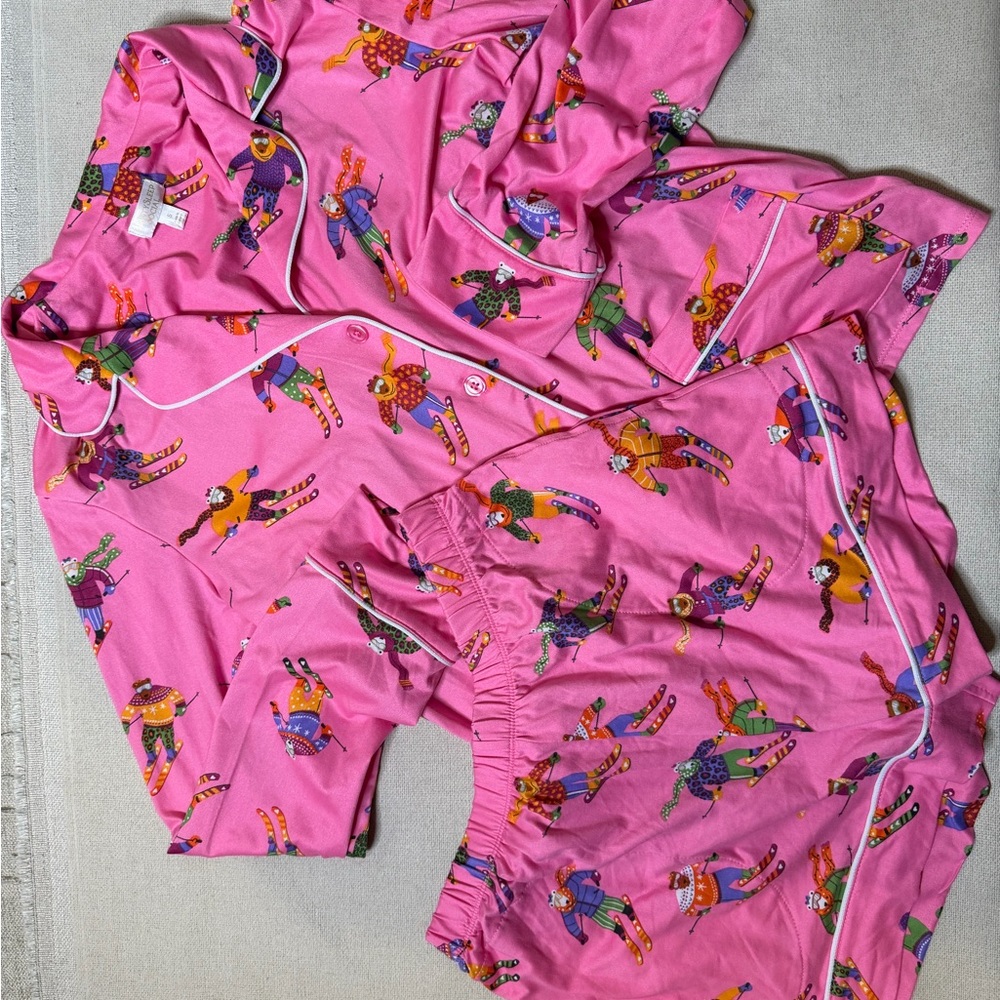 Beauty Sleep Social Pink Ski Pajama Set. Women’s Small. Shorts & Long Sleeve. - Picture 4 of 4